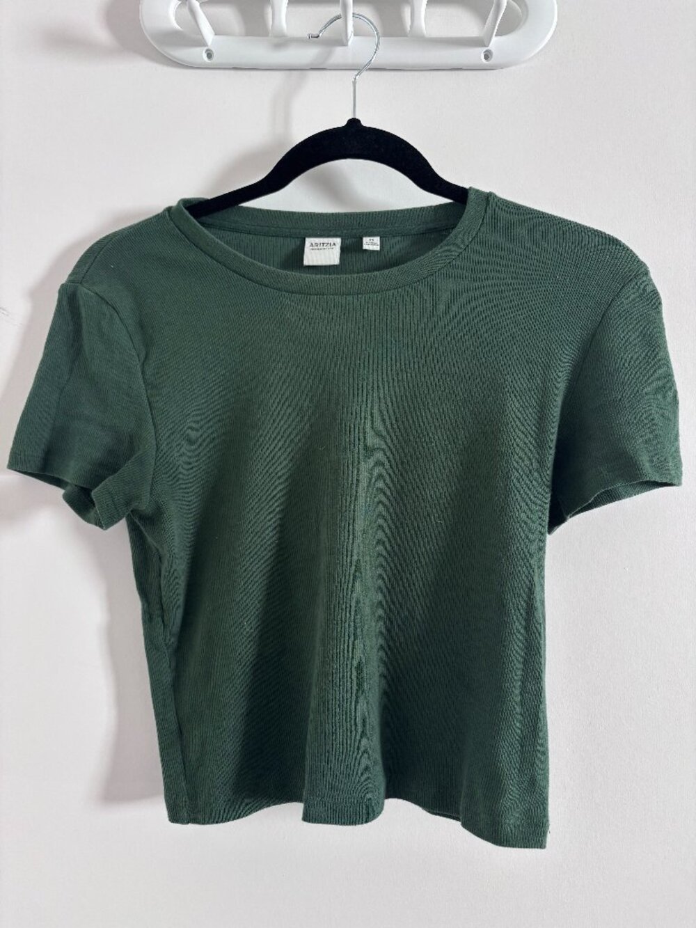 Aritzia Homestretch Ribbed Tee Green Size M